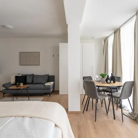 דירה Farawayhomes #11