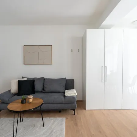 Farawayhomes #11 Apartamento *