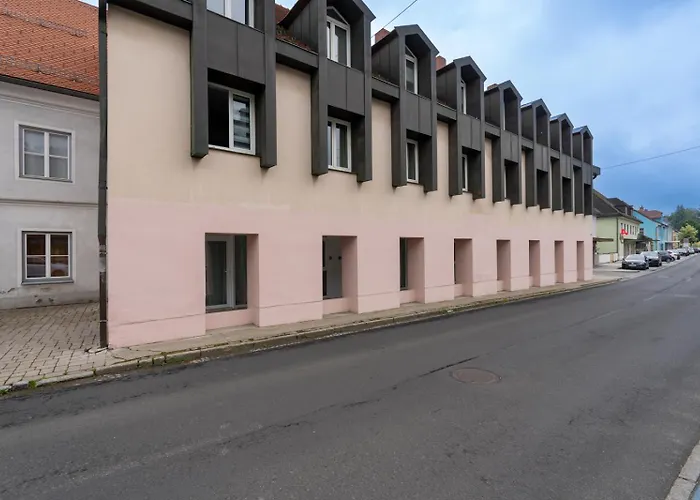 Apartment Farawayhomes #11 *